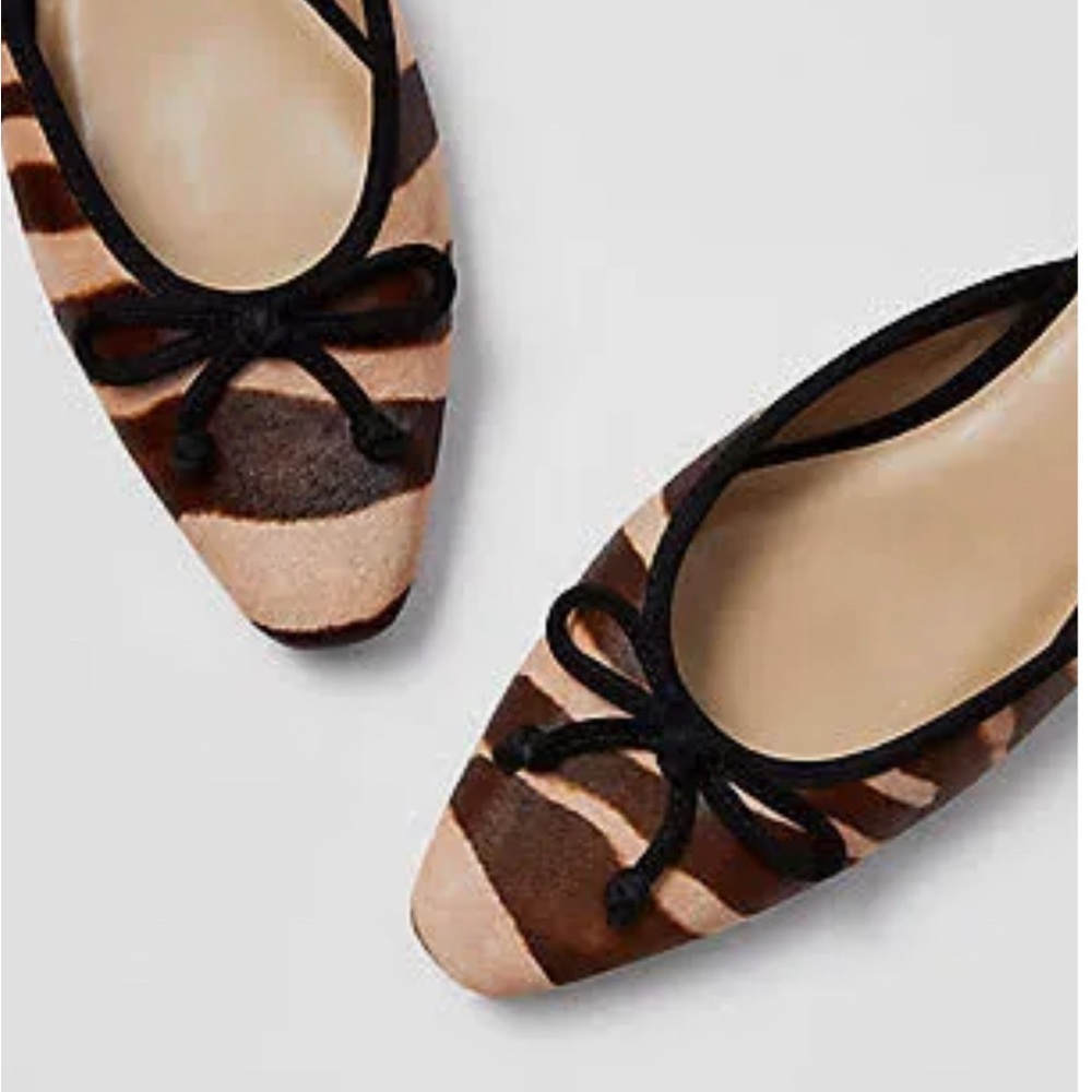 Ann Taylor Zebra Slides - 7.5